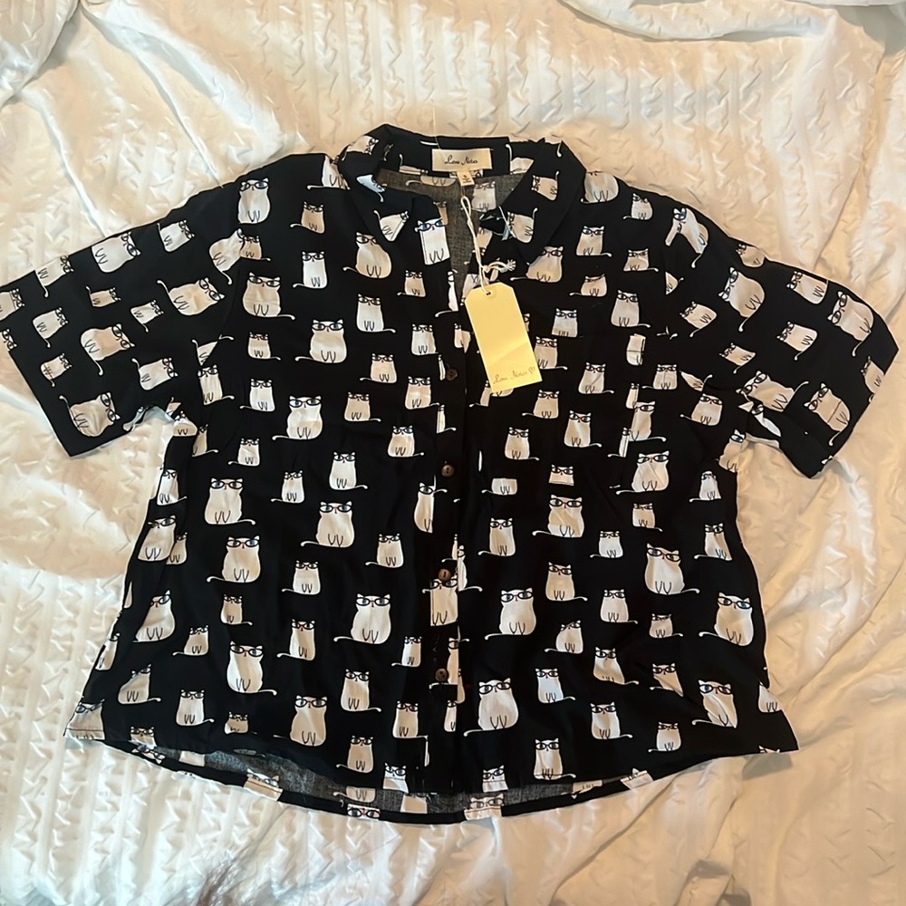 NWT Love Notes black short sleeve blouse with cats